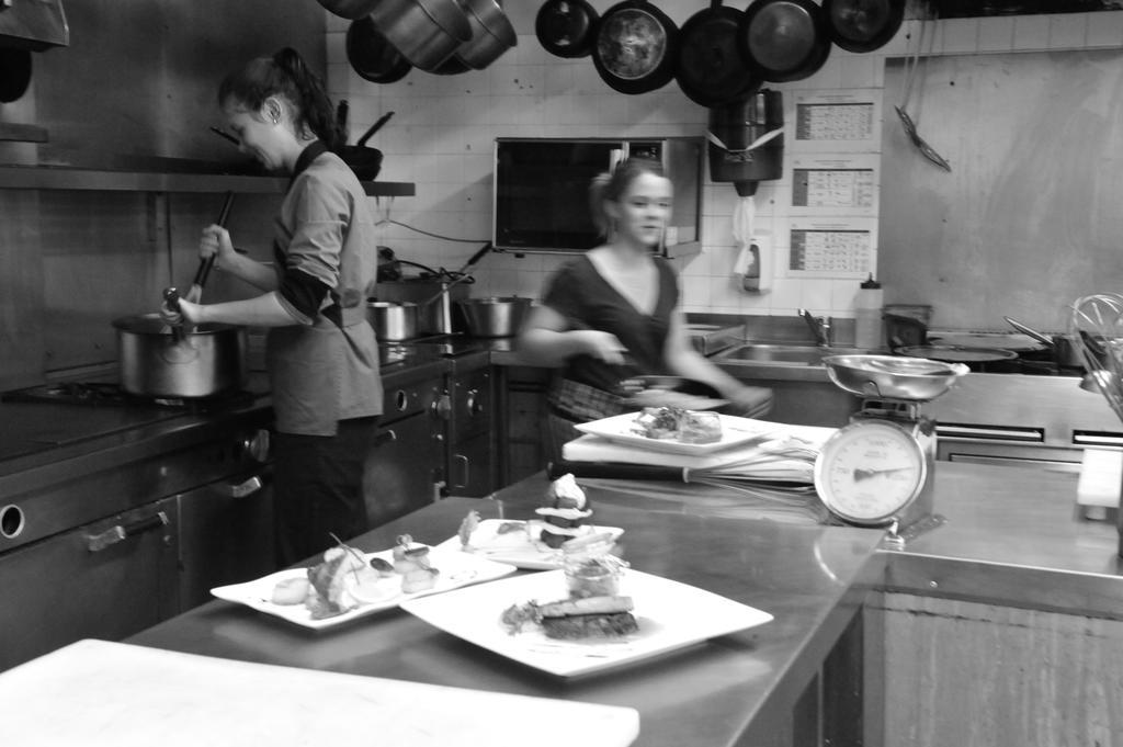 Logis Hotel Le Prieure Saint-Marcel  Esterno foto
